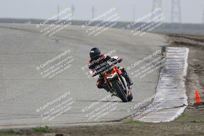 media/Nov-29-2025-TrackDaz (Sat) [[10ae2d9bce]]/A Group/Session 3 (Outside Grapevine)/